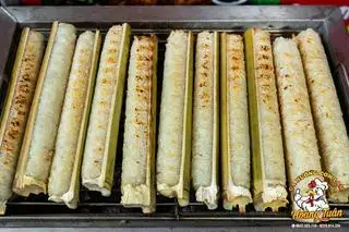 Hình ảnh 1 ống cơm lam nướng 