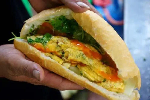 Hình ảnh Bánh mì 2 Trứng