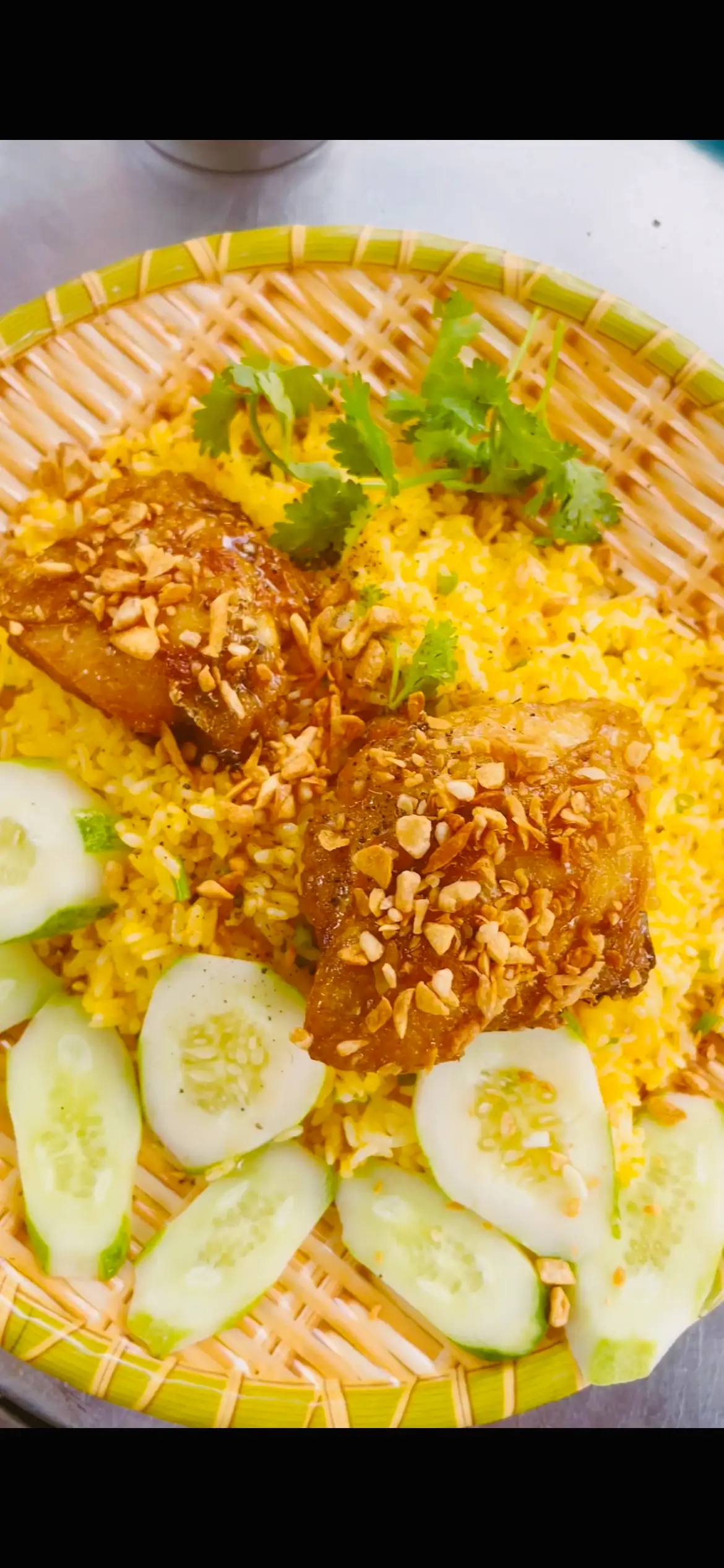 Hình ảnh Cơm gà mắm tỏi