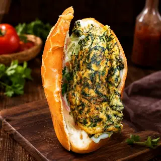 Hình ảnh Bánh Mỳ Trứng Ngải Cứu