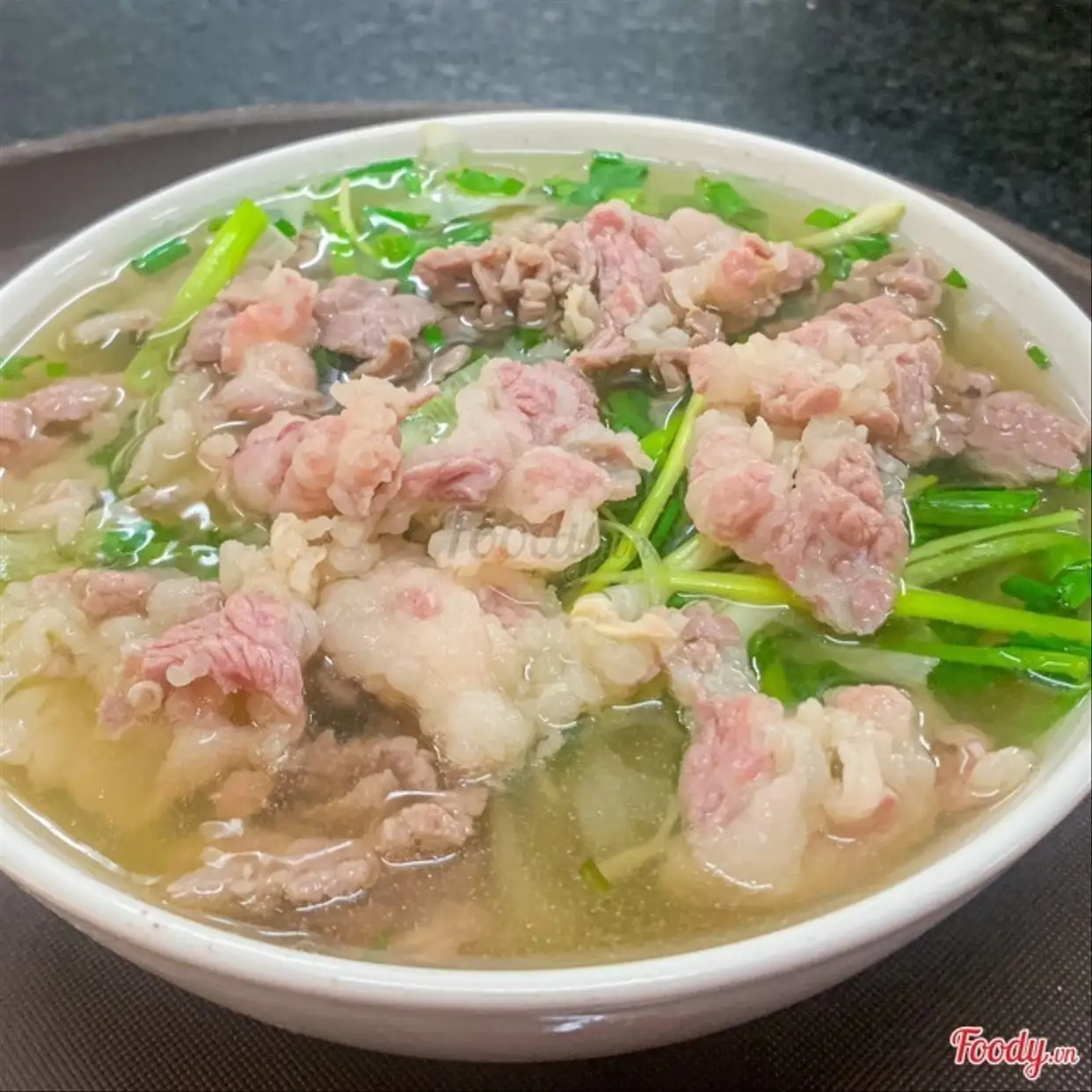 Hình ảnh Phở tái - gầu tươi