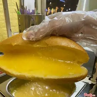 Hình ảnh Bánh Mì Sốt Gà Mái