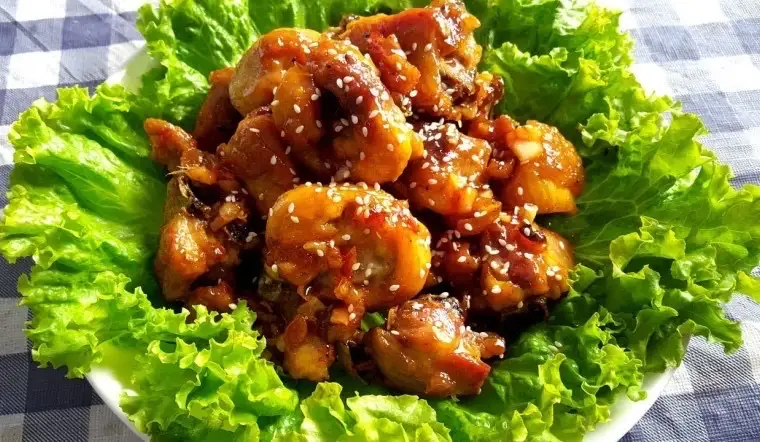 Hình ảnh gà tươi xốt me