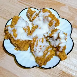 Hình ảnh Gà Bokki sốt kem hành
