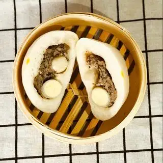 Hình ảnh Bánh bao thập cẩm 2 trứng 