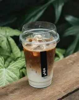 Bạc xĩu đá - 33.000 ₫ tại Bánh Mì Thịt Nướng A.Quang 262 - Phan Đình Phùng