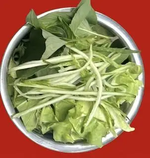 Rau thêm - 10.000 ₫ tại Bún Thịt Xào Sang Hạnh - Thành Thái