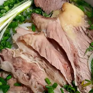 Hình ảnh Phở tái gầu