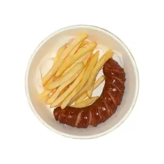 Combo Xúc Xích Xong Khói 80g + Khoai Tây Chiên 120g - 50.000 ₫ tại Mì Trộn Mây - Cá Viên Chiên & Trà Tắc - Đoàn Văn Bơ