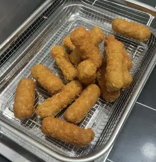 Hình ảnh 10 Nem chua rán xù 