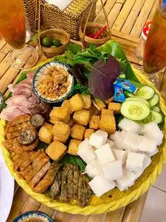 Hình ảnh Bún đậu thập cẩm