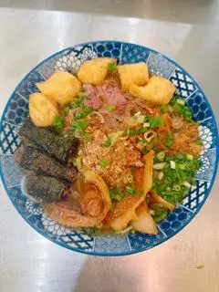 Hình ảnh Bún riêu bò - chả lá lốt - tóp mỡ