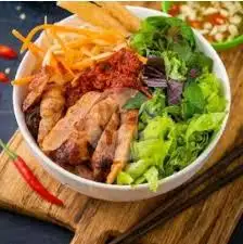 Hình ảnh Bún trộn nem nướng vị tôm sả