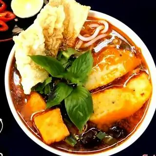 Bún Huế , nấm mộc viên, chả đậu , hủ kì hoàn thánh  - 39.000 ₫ tại Quán Chay Hạnh Thảo - Đường Số 5