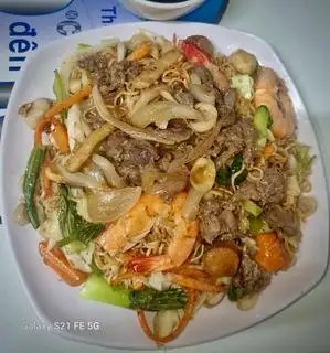 Mì Xào Hải Sản - 110.000 ₫ tại Bếp Nhà Su - Bún Thái, Mì Xào & Ăn Vặt - Đường 25A