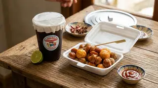 Hình ảnh Combo 1 phần thập cẩm chiên nhỏ + hồng trà
