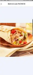 bánh cuộn ( cuộn kebab thổ nhĩ kỳ) - 40.000 ₫ tại Hoàng Long - Bánh Mì Hà Nội - Lê Hồng Phong