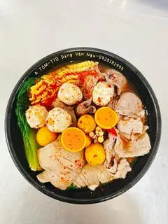 Hình ảnh Mì mọc cật chua cay
