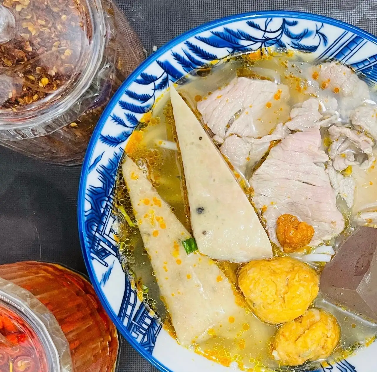  Tái - Chả - 65.000 ₫ tại Bún Bò TIẾN - Đậm Đà Hương Vị Huế - Trần Trọng Cung