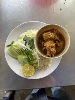 Hình ảnh cơm gà kho