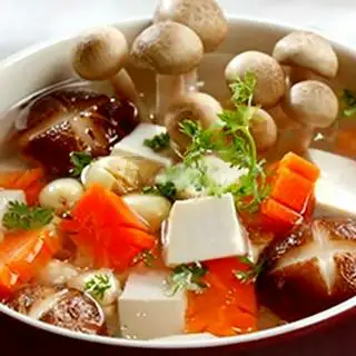 Canh nấm - 15.000 ₫ tại Cơm Chay Trân Châu 213 - Chấn Hưng