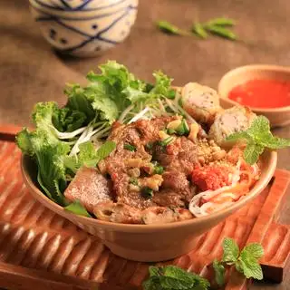 Bún thịt nướng thập cẩm - 70.000 ₫ tại Bếp Xoàn - Sương Nguyệt Ánh