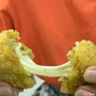 Hình ảnh Bánh Gà Nhân PHOMAI (5c)