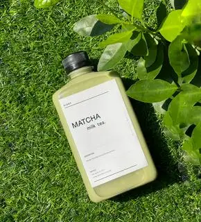 Hình ảnh Trà sữa matcha đóng chai 500ml