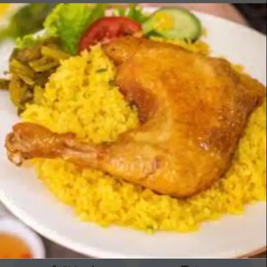 Hình ảnh Cơm gà xối mỡ