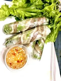 Cuốn tai heo - 3c - 40.000 ₫ tại Bếp Nhà - Gỏi Cuốn & Bò Bía - Đất Thánh