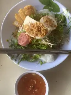 Bánh ướt - 30.000 ₫ tại Bích Ngọc - Bánh Ướt, Bánh Cuốn & Bún Riêu - Phạm Hữu Lầu