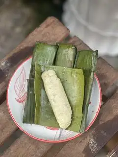 Chả Huế thêm - 10.000 ₫ tại Bún Bò Huế Mỡ Nổi Chị Duyên - Âu Dương Lân