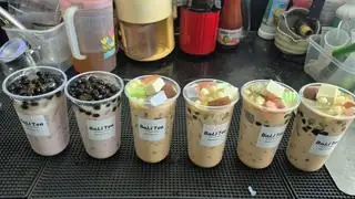 Hình ảnh ( Mua 1 tặng 1 ) Mua 1 trà sữa truyền thống 700ml  fulltopping tặng 1 hũ pannacota 