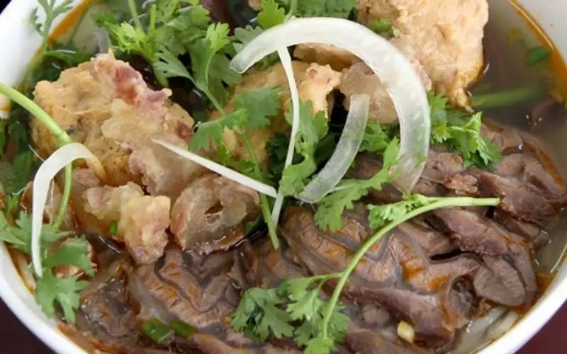 Bún bò Nạm - Gân - 60.000 ₫ tại Bún Bò Huế & Phở Bò - Vĩnh Khánh