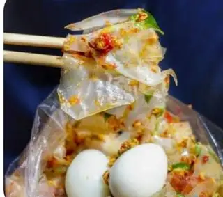 Bánh tráng trộn tỏi phi  - 29.000 ₫ tại Ăn Vặt Chuối Chiên Mè & Bánh Tráng Trộn - Đoàn Văn Bơ