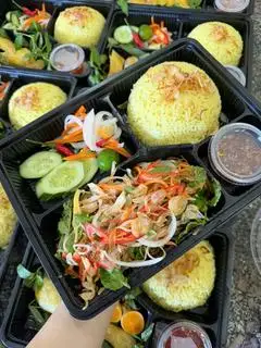 Hình ảnh Cơm gỏi gà