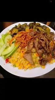 Hình ảnh Cơm rang dưa bò ngập thịt