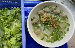 Hình ảnh Hủ Tiếu Bò Viên