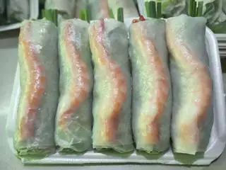 Hộp Gồm 5 Tôm nguyên con - 64.000 ₫ tại Gỏi Cuốn Cô Ba