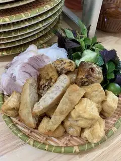 Hình ảnh Bún đậu Thịt- Nem- Cốm