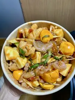 Hình ảnh Chân Gà Sốt Thái