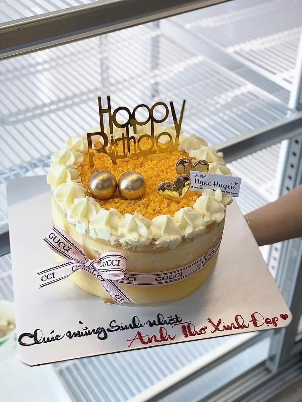 bông lan trứng muối sinh nhật 14cm - 250.000 ₫ tại Kẹo Ngọt Bakery - Bánh Kem Sinh Nhật & Bánh Bông Lan Trứng Muối - Gò Dầu