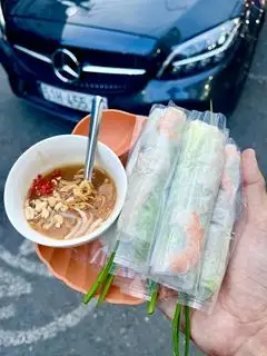 Gỏi cuốn - 11.000 ₫ tại Chè 163 - Tô Hiến Thành