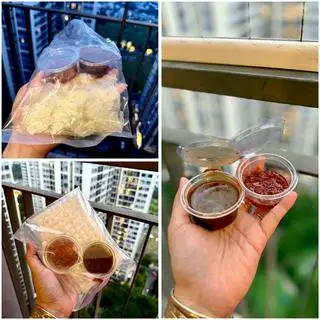 Hình ảnh Bánh tráng chấm 2 sốt ( suốt muối + sốt me )