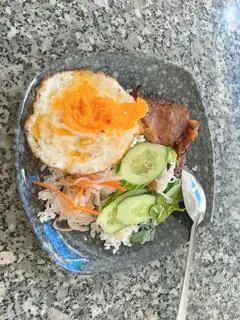 Hình ảnh cơm sườn trứng