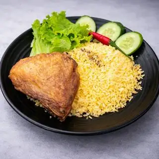 Cơm gà má đùi xối mỡ - 55.000 ₫ tại Cơm Gà Duy Phương - Đoàn Văn Bơ