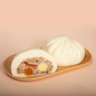 Hình ảnh Bánh Bao Nhân T Heo Trứng Cut + muối