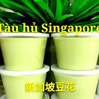 Đậu hủ Singapore - lá dứa - 12.000 ₫ tại Cơm Gà Hải Nam - Nguyễn Tri Phương