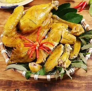 Cơm Gà - 50.000 ₫ tại D7 Chill Food & Beer - Đường 65