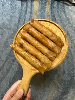 Hình ảnh Nem Chua Vỏ Giòn Rán Sẵn